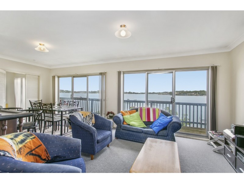 98 Sealand Road, Fishing Point NSW 2283