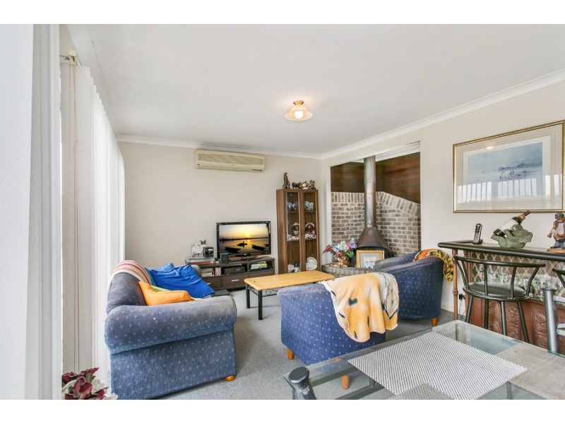 98 Sealand Road, Fishing Point NSW 2283