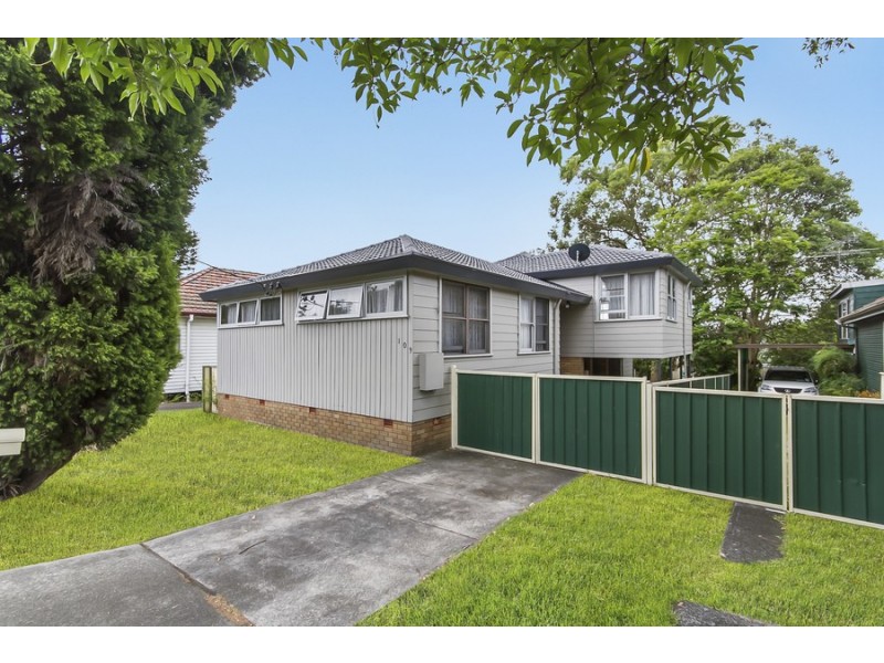 109 The Bouelvarde, Toronto NSW 2283