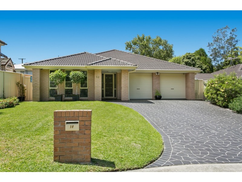 18 Oak Street, Toronto NSW 2283