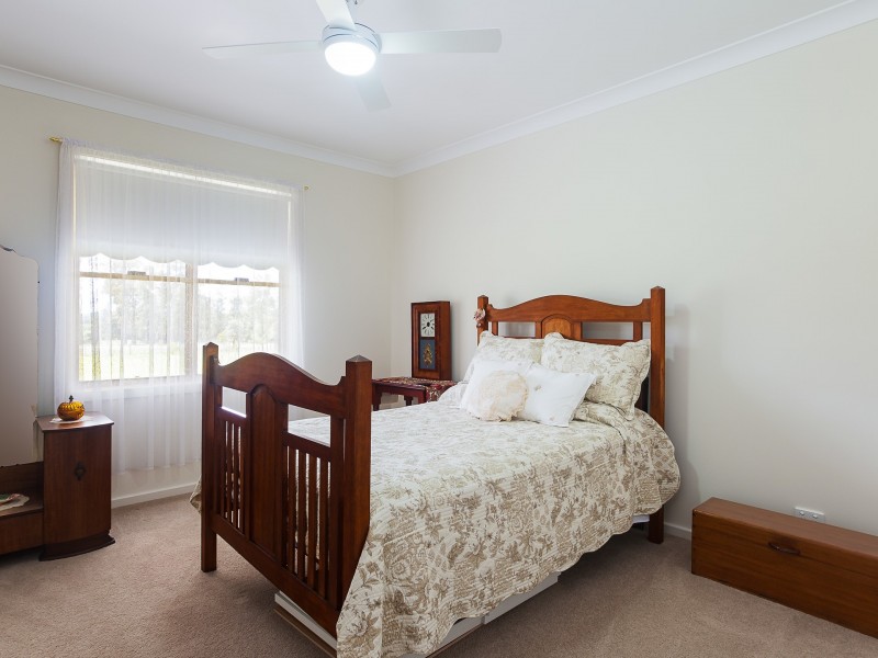 222 Heaton Road, Quorrobolong NSW 2325