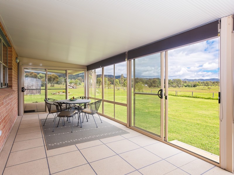 222 Heaton Road, Quorrobolong NSW 2325