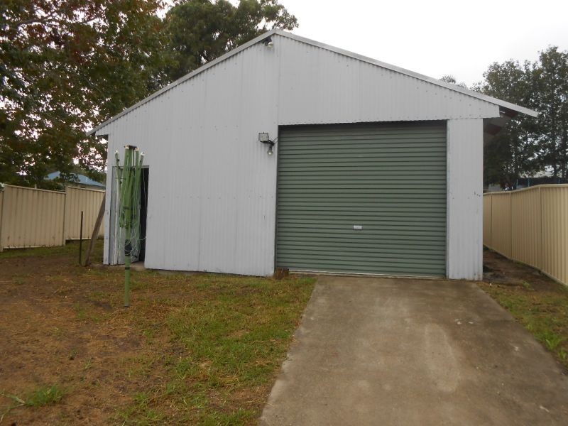 8 Brougham Avenue, Fennell Bay NSW 2283