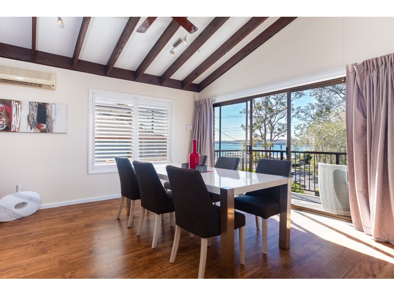 45 Skye Point Road, Coal Point NSW 2283