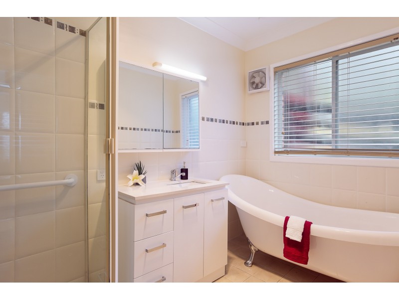 45 Skye Point Road, Coal Point NSW 2283