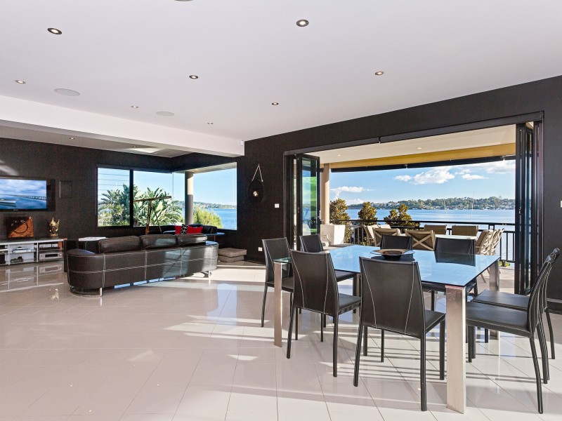 5 Grant Road, Coal Point NSW 2283