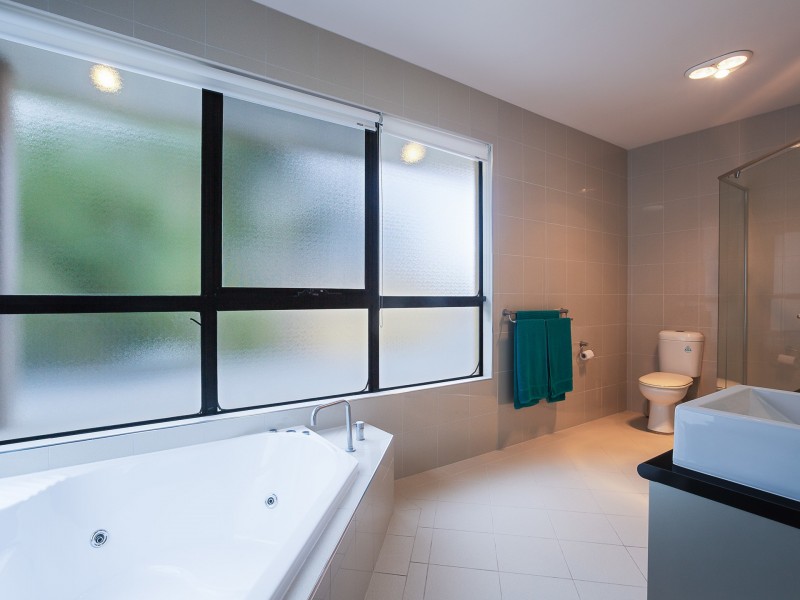5 Grant Road, Coal Point NSW 2283
