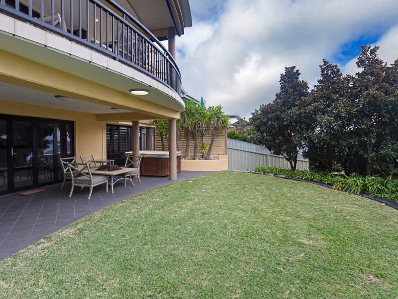 5 Grant Road, Coal Point NSW 2283