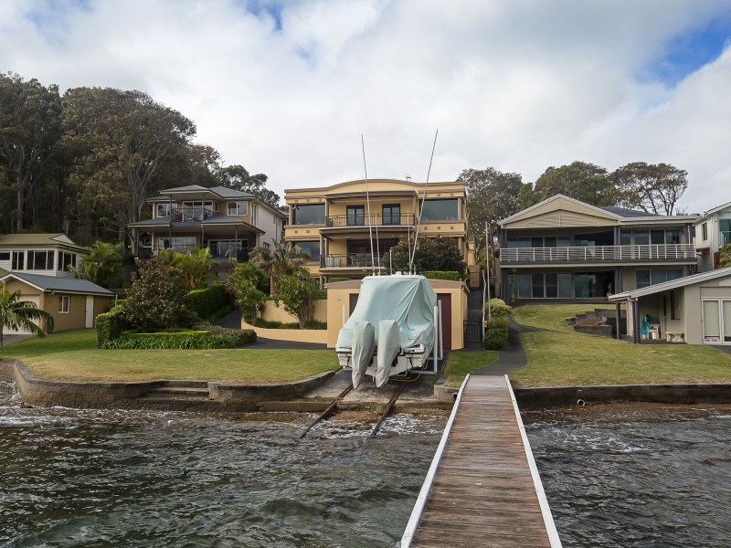 5 Grant Road, Coal Point NSW 2283