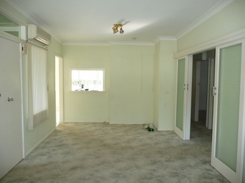 12 Elizabeth Street, Eleebana NSW 2282