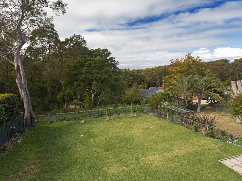 26 Barina Avenue, Kilaben Bay NSW 2283