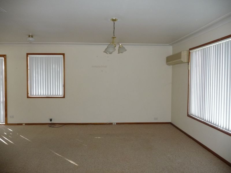 43 Fairfax Road, Warners Bay NSW 2282