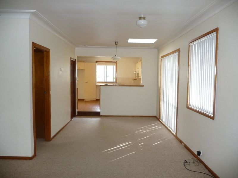 43 Fairfax Road, Warners Bay NSW 2282