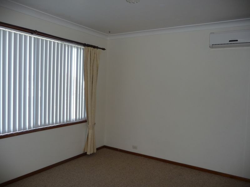 43 Fairfax Road, Warners Bay NSW 2282