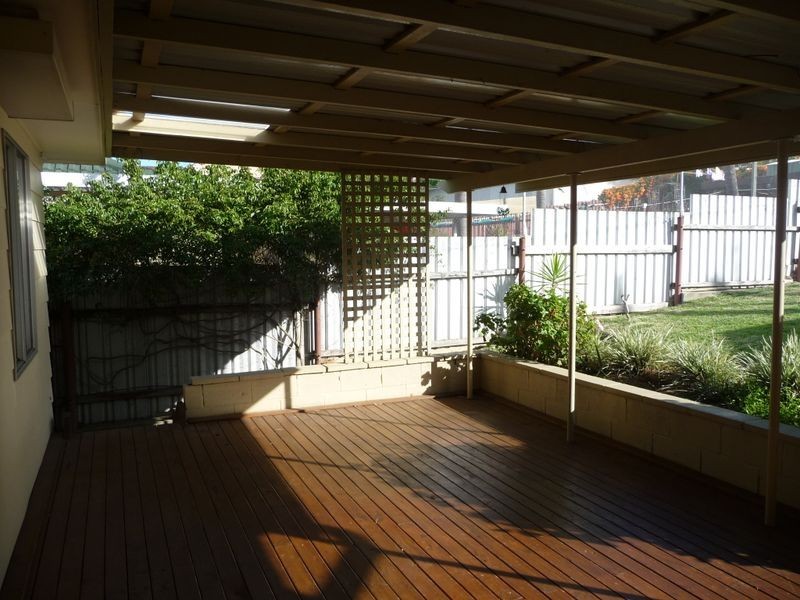 43 Fairfax Road, Warners Bay NSW 2282