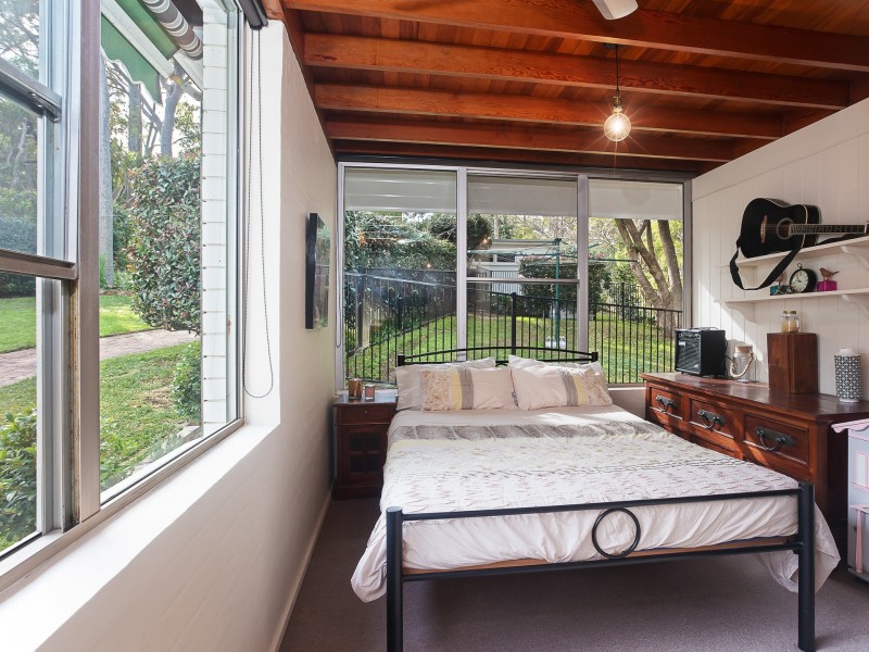 371 Coal Point Road, Coal Point NSW 2283