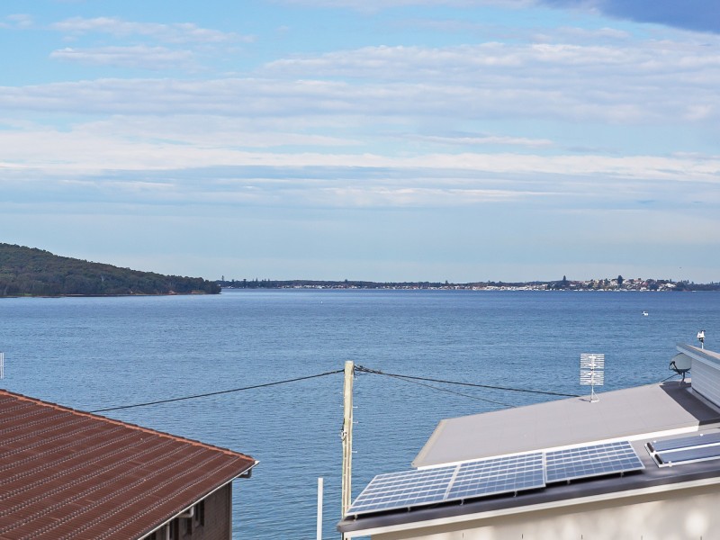 20a Wattle Street, Bolton Point NSW 2283