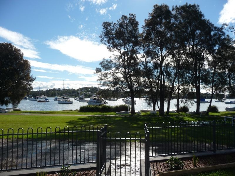 Kent Place, Wangi Wangi NSW 2267