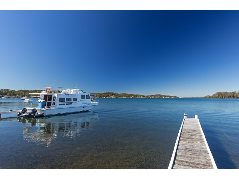 220 Kilaben Road, Kilaben Bay NSW 2283