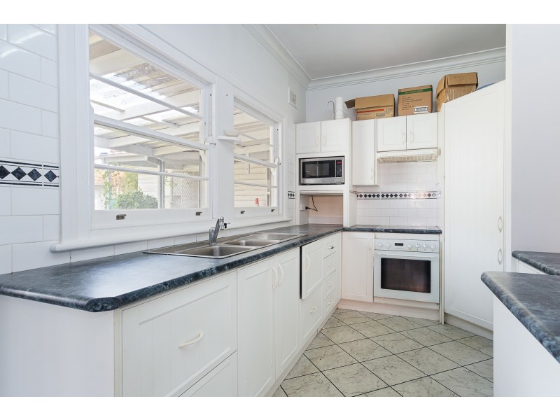 132 The Boulevarde, Toronto NSW 2283