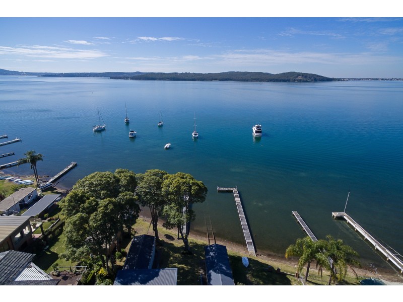 2/8 Skye Point Road, Coal Point NSW 2283