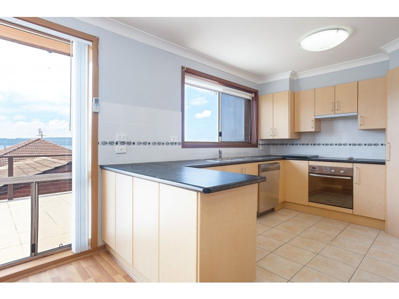 14 Skye Point Road, Coal Point NSW 2283