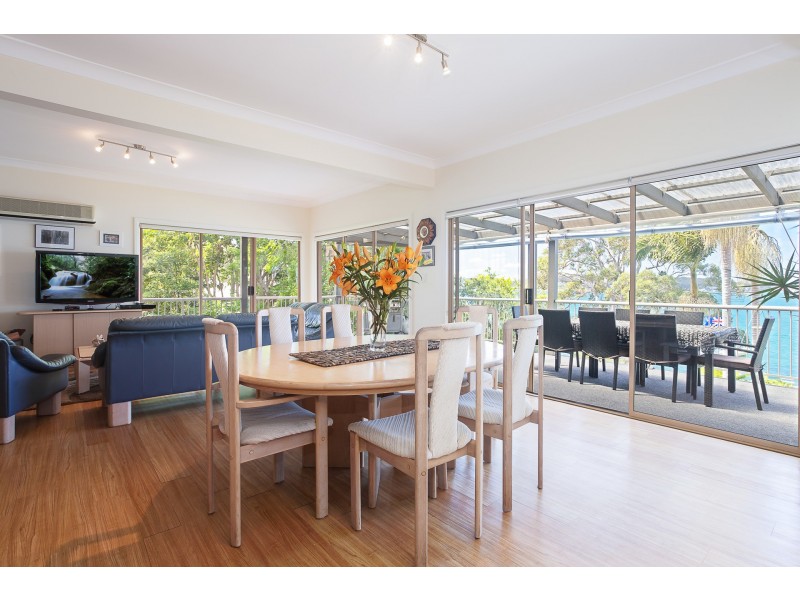 187 Fishing Point Road, Fishing Point NSW 2283