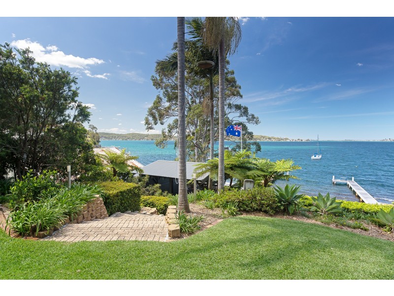 187 Fishing Point Road, Fishing Point NSW 2283