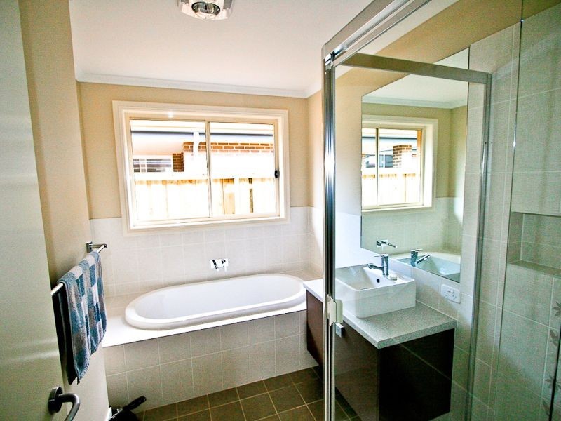 31 Tibin Drive, Fletcher NSW 2287