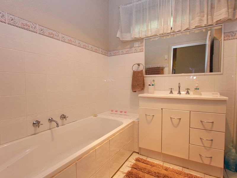 16 Moani Street, Eleebana NSW 2282