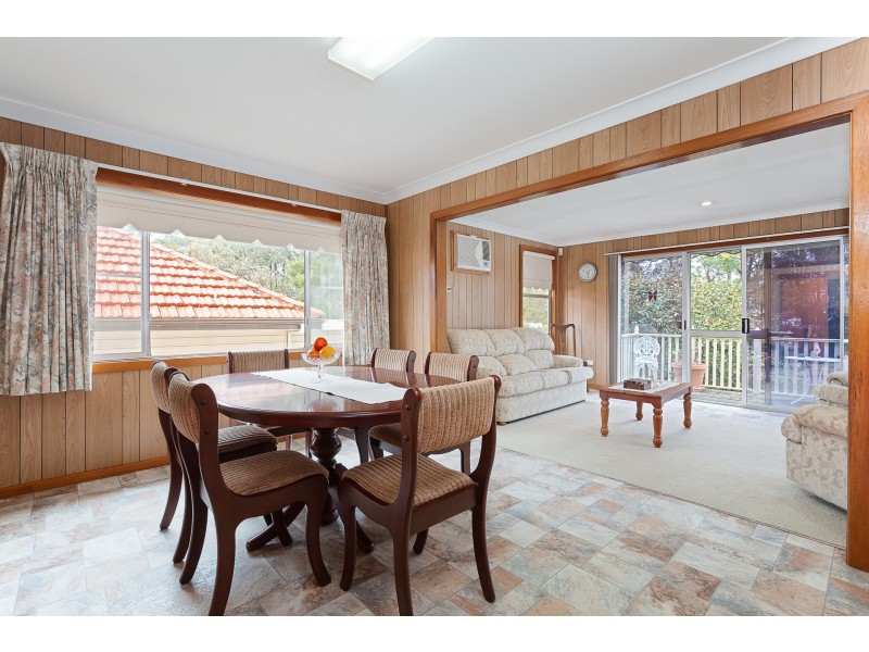 9 Hely Avenue, Fennell Bay NSW 2283