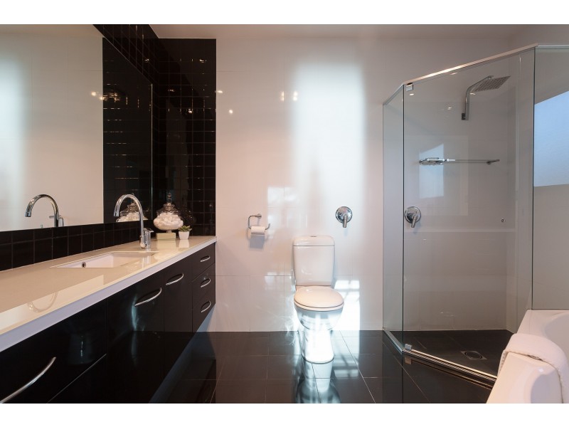 11 Grant Road, Coal Point NSW 2283
