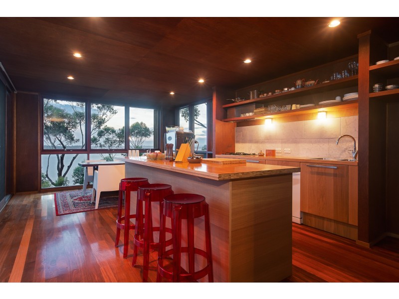 34 Crescent Road, Wangi Wangi NSW 2267