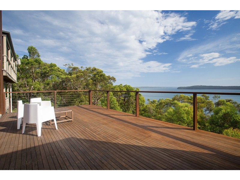 34 Crescent Road, Wangi Wangi NSW 2267