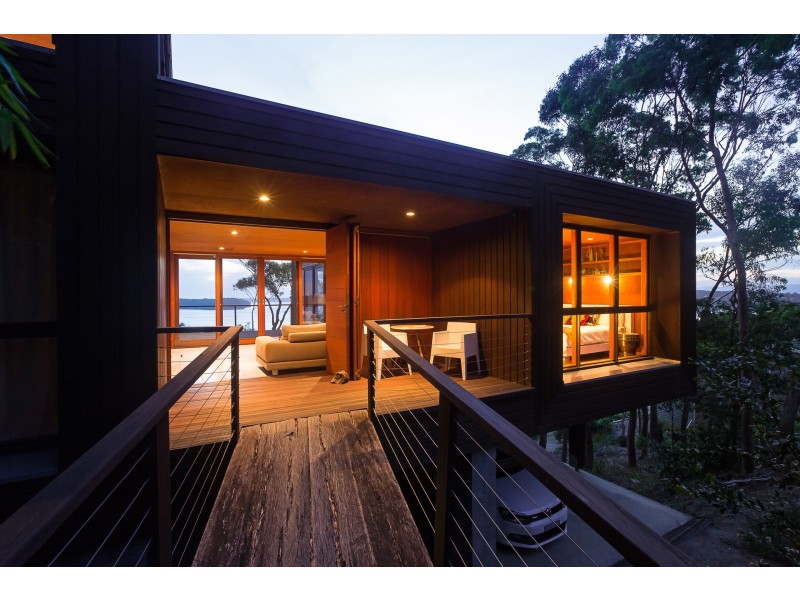 34 Crescent Road, Wangi Wangi NSW 2267