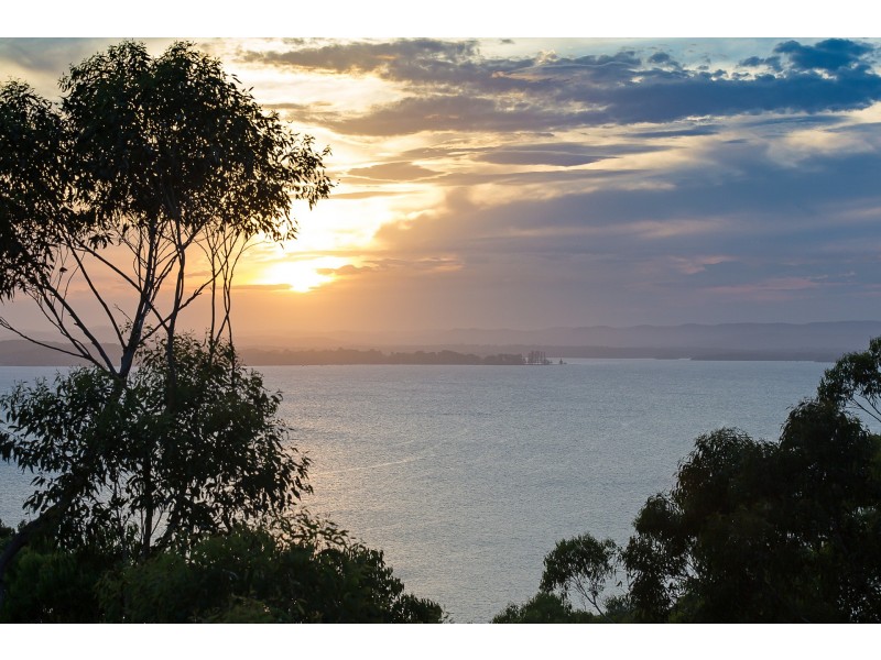 34 Crescent Road, Wangi Wangi NSW 2267