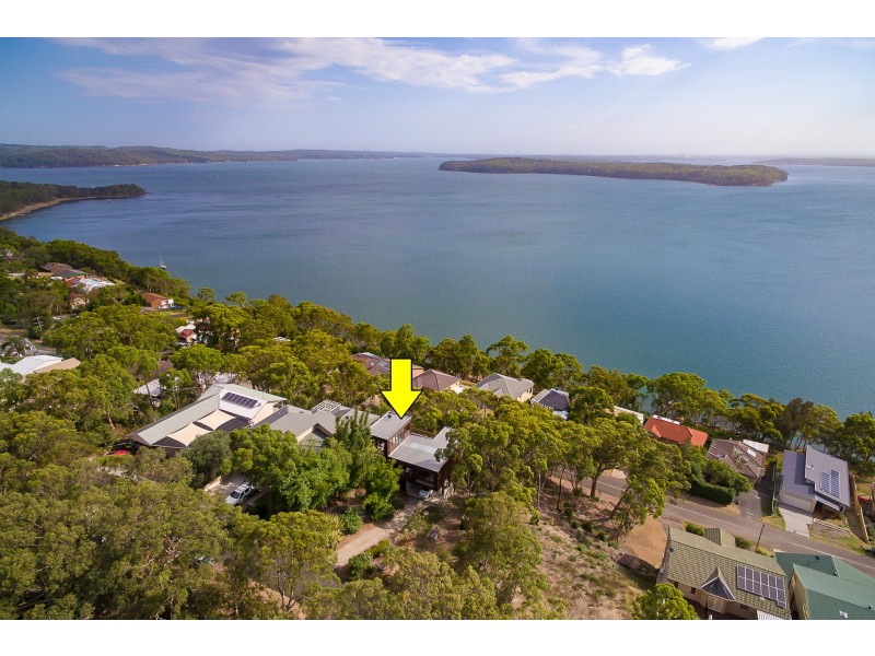 34 Crescent Road, Wangi Wangi NSW 2267