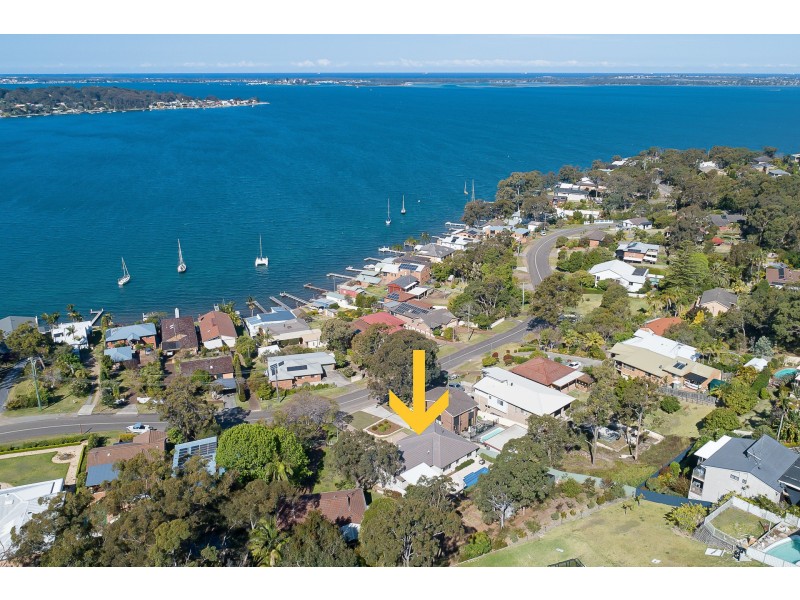72 Fishing Point Road, Fishing Point NSW 2283