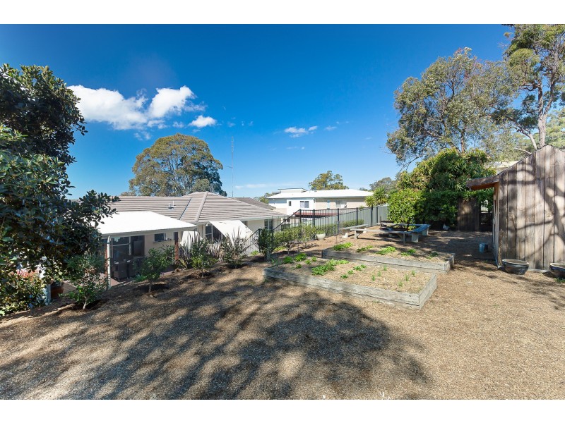 72 Fishing Point Road, Fishing Point NSW 2283