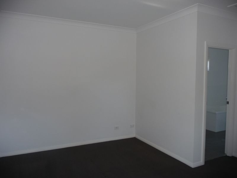 3/8 Bayview Street, Warners Bay NSW 2282