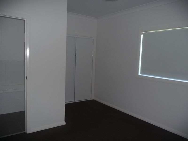 3/8 Bayview Street, Warners Bay NSW 2282