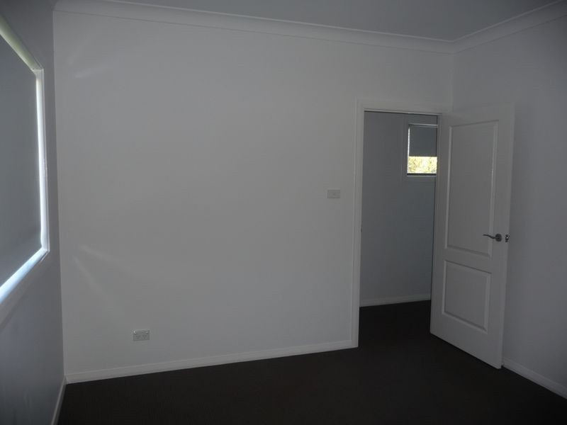 3/8 Bayview Street, Warners Bay NSW 2282