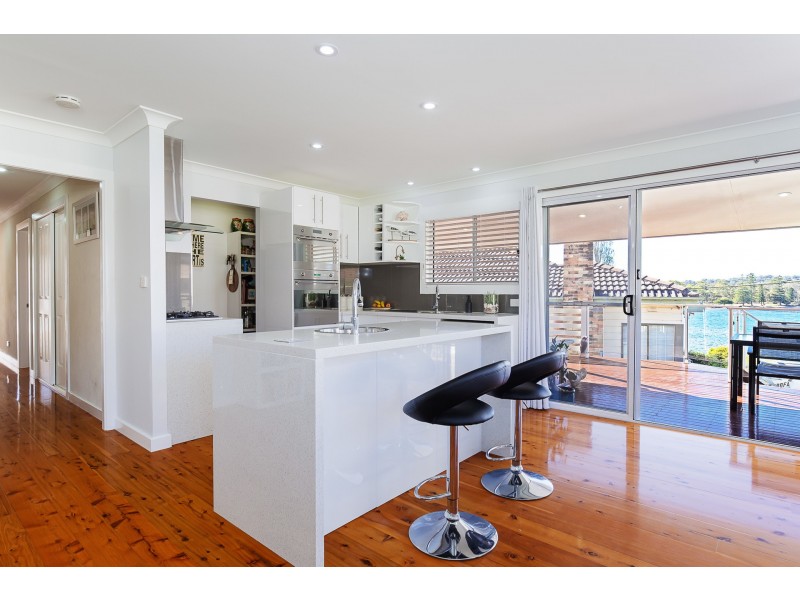 9 The Circlet, Rathmines NSW 2283