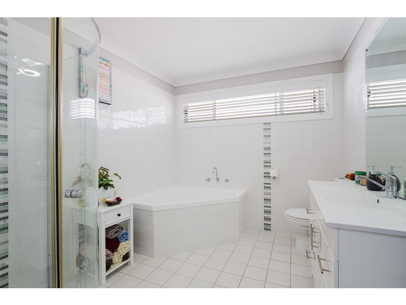 9 The Circlet, Rathmines NSW 2283