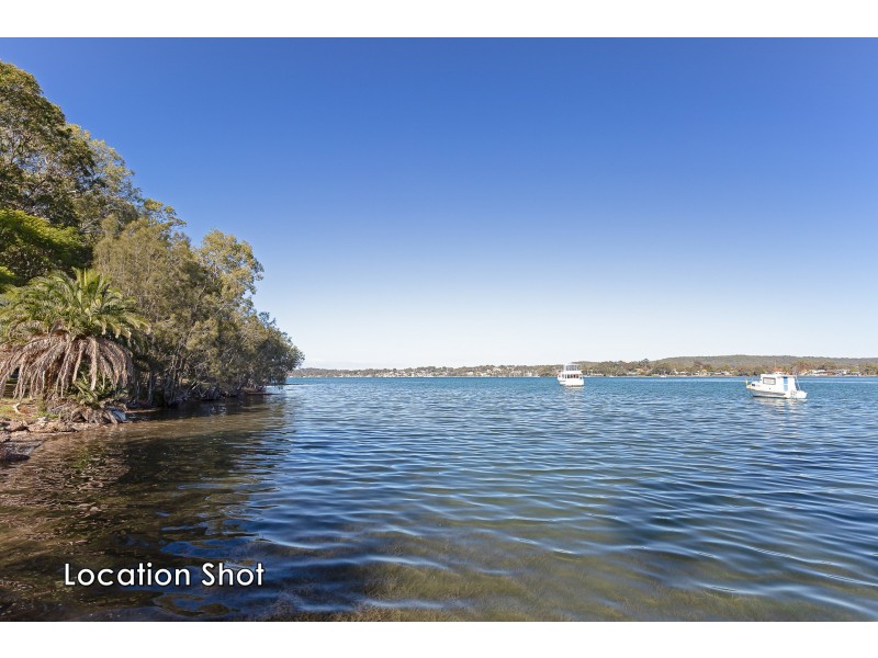 51 Bay Road, Bolton Point NSW 2283