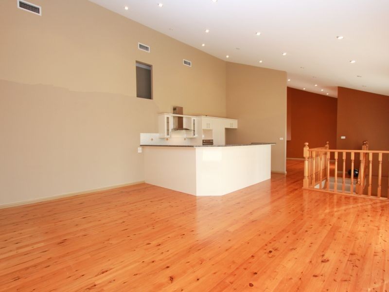 89 East Street, Warners Bay NSW 2282