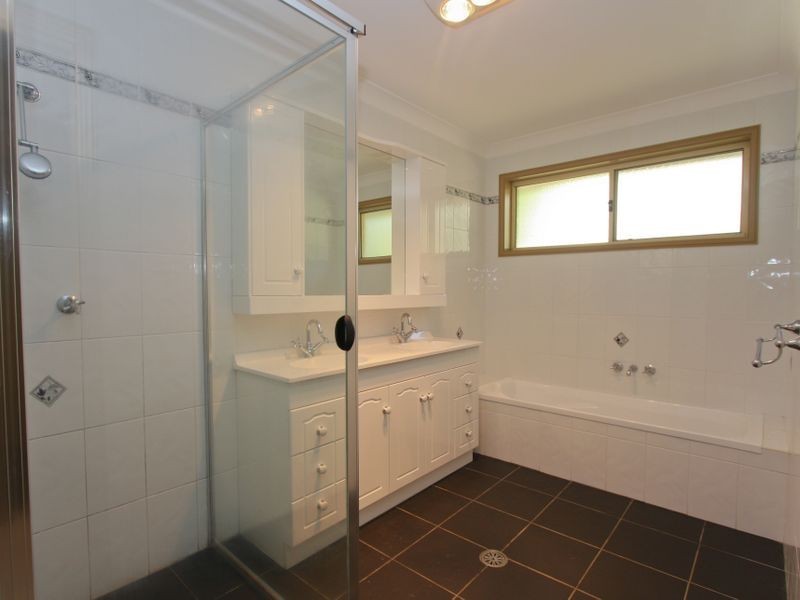 89 East Street, Warners Bay NSW 2282