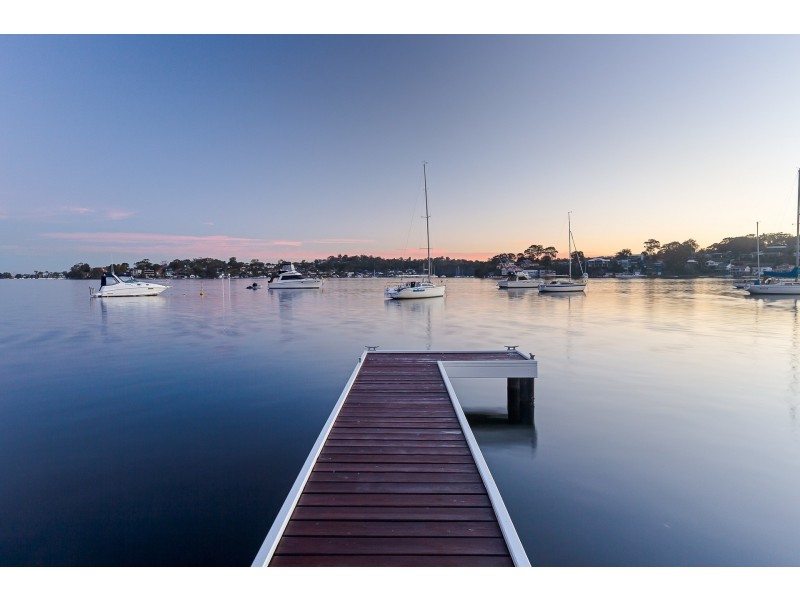 136 Sealand Road, Fishing Point NSW 2283