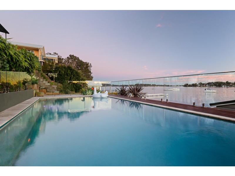 136 Sealand Road, Fishing Point NSW 2283