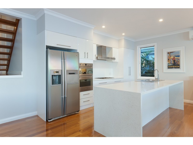 136 Sealand Road, Fishing Point NSW 2283